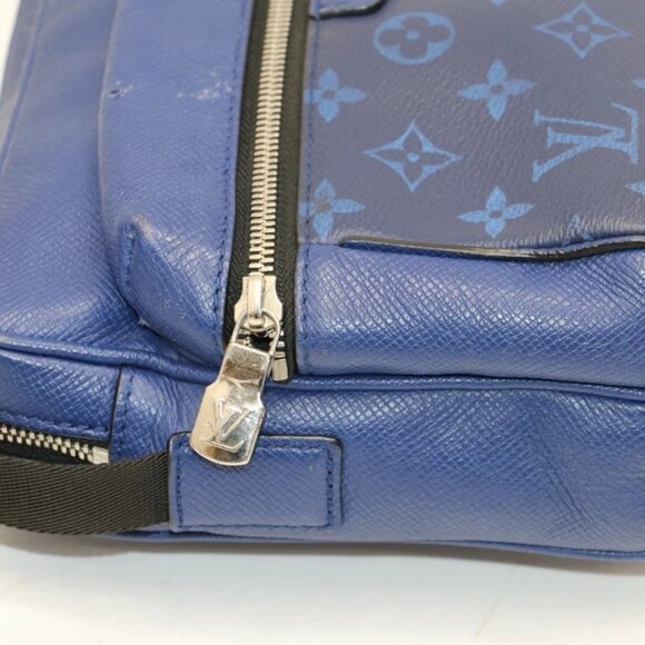 Louis Vuitton Cobalt Blue Taiga Leather Monogram Canvas Outdoor Messenger Bag - Picture 6 of 15